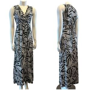 Mario Serrani Olive Green And Cream Geometric Maxi Dress